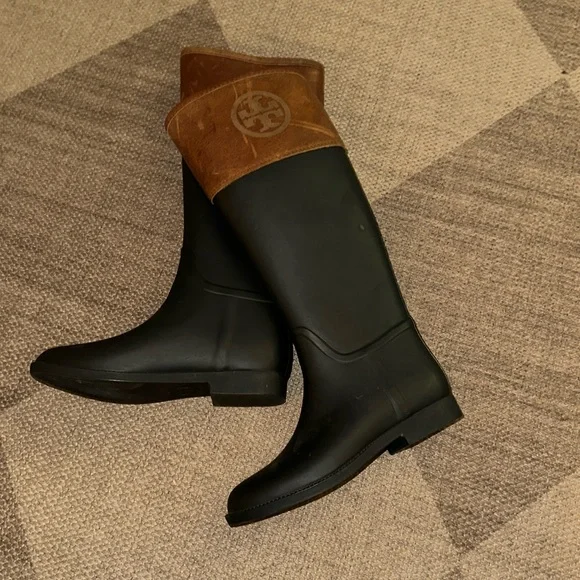 Tory Burch leather trim rain boots - Picture 1 of 5